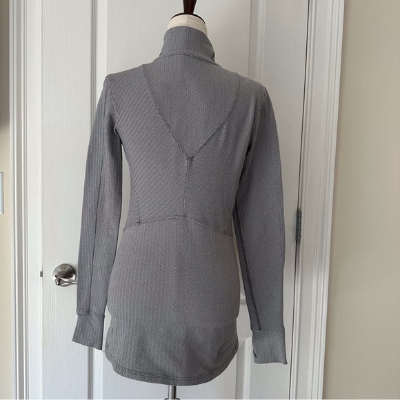 Lululemon Gray Quarter Zip Athletic Pullover Jacket - Picture 3 of 13